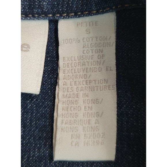 Liz Claiborne Women's Studded Jean Jacket Blue Denim Button Up Petite Small - Picture 8 of 8